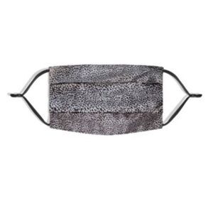 slip Reusable Silk Face
Covering